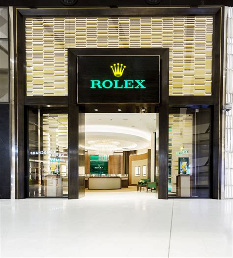 buy rolex at airport|best international watch shopping airport.